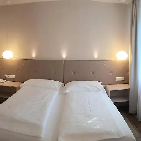 ホテル Hotel-restaurant Gollner 3*