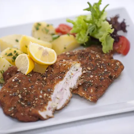 ホテル Hotel-restaurant Gollner